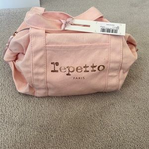 BRAND NEW TAGS ON Repetto Girls Pink small duffel bag. Purchased in France